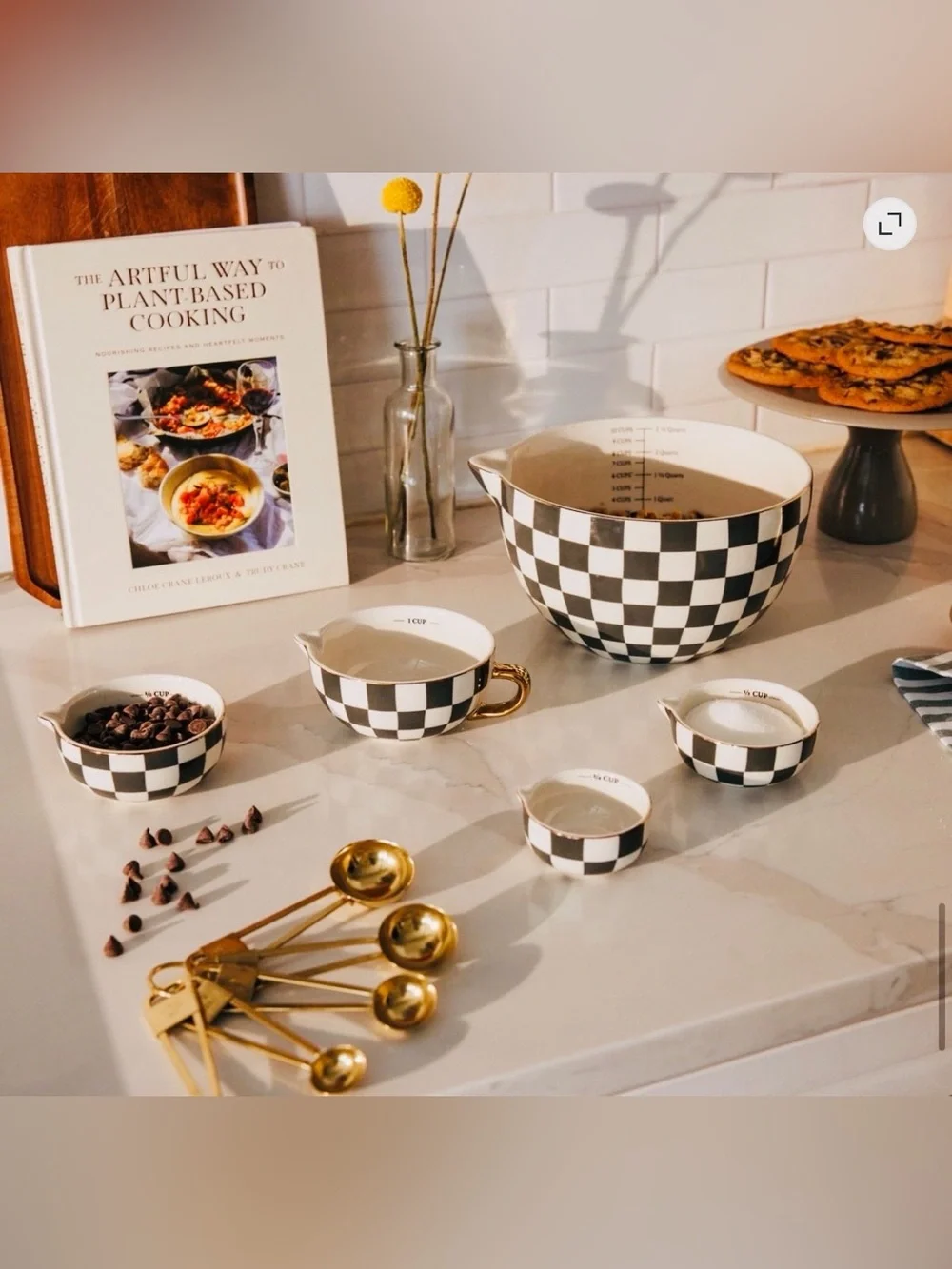 Thyme & Table 5-Piece Ceramic Mixing Bowl and Measuring Set - Black Checkered